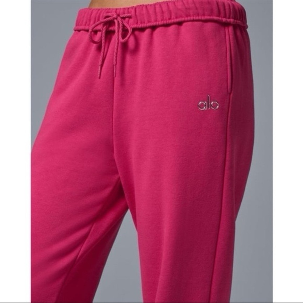 ALO Yoga Pink Hot Summer Accolade Sweatpants